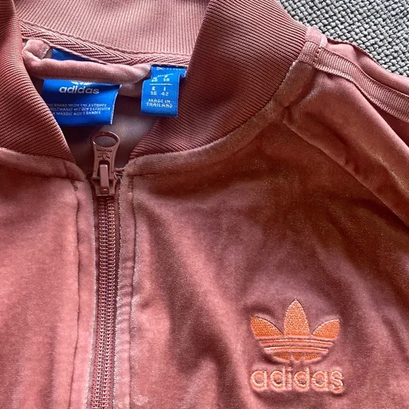 Adidas Velvet Velour peachy Pink Track Jacket W sz Small, 3 stripes down arms - Picture 3 of 8